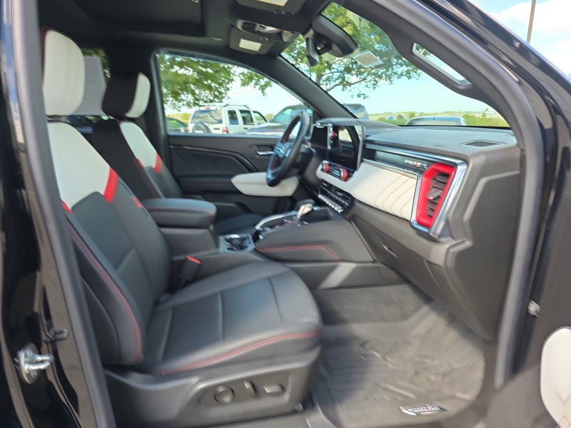 2024 GMC Canyon