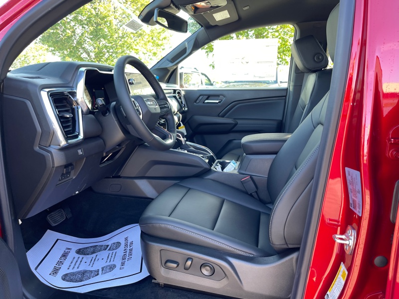 2025 GMC Canyon