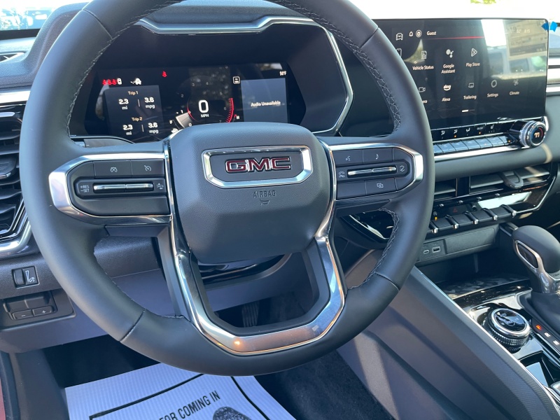 2025 GMC Canyon