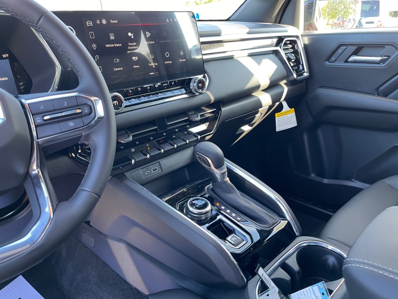 2025 GMC Canyon