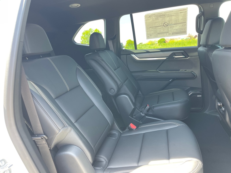 2025 GMC Acadia