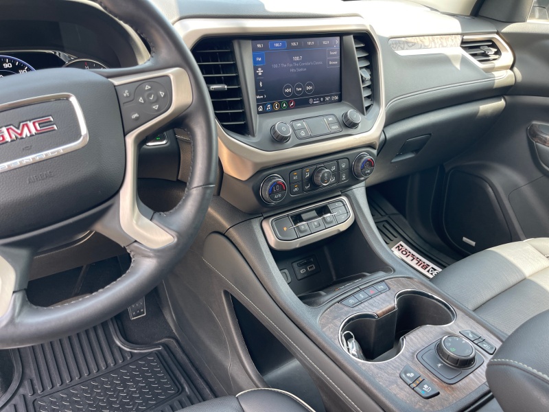 2022 GMC Acadia