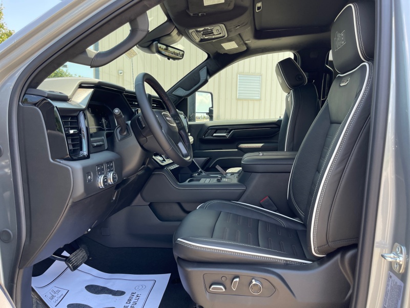 2025 GMC Sierra 2500HD