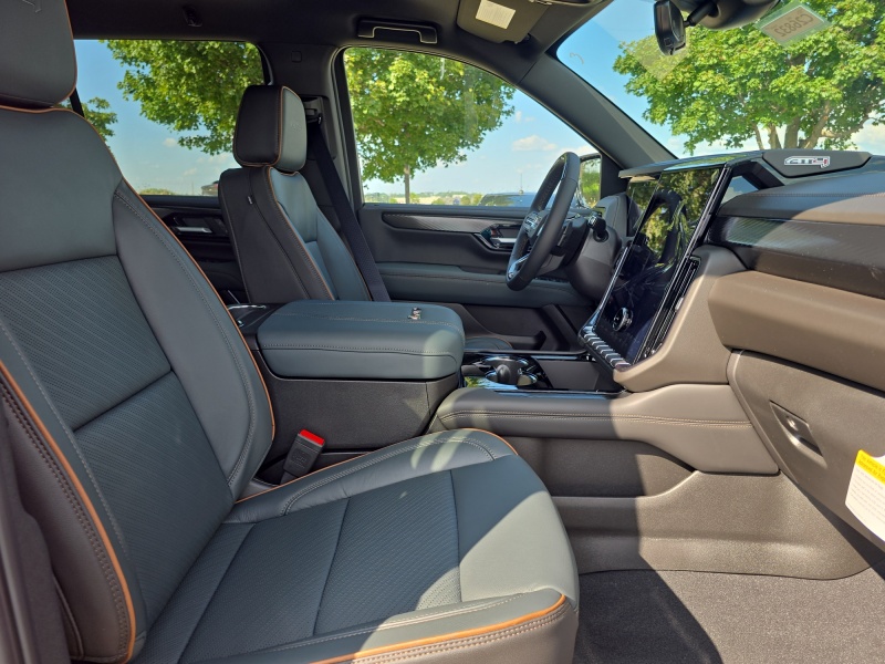 2025 GMC Yukon
