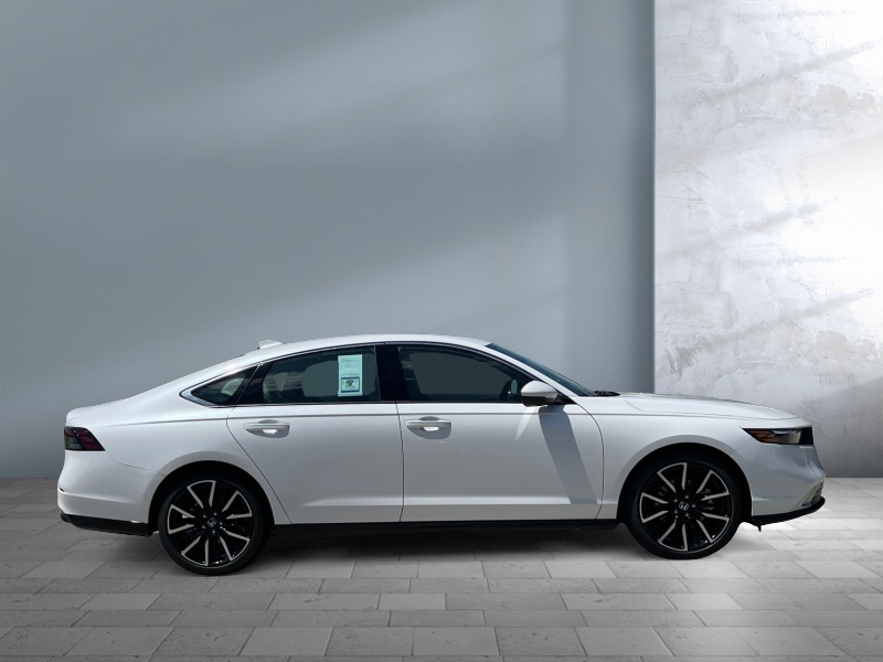 2025 Honda Accord Hybrid