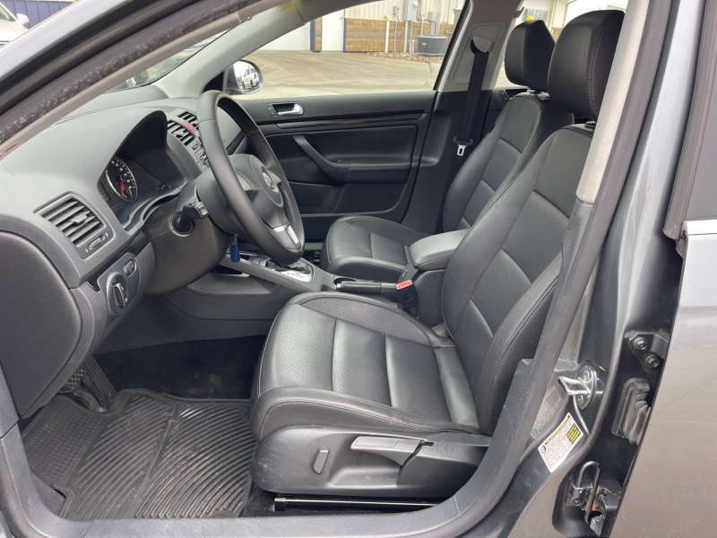 2010 Volkswagen Jetta Sedan