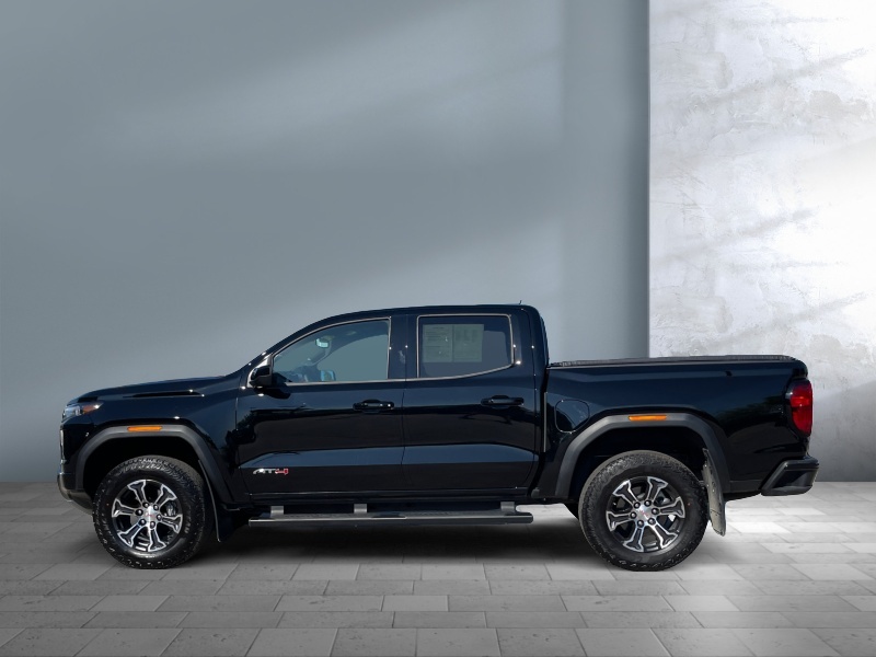 2024 GMC Canyon