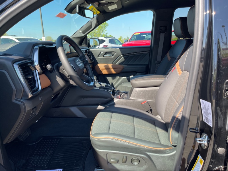 2024 GMC Canyon