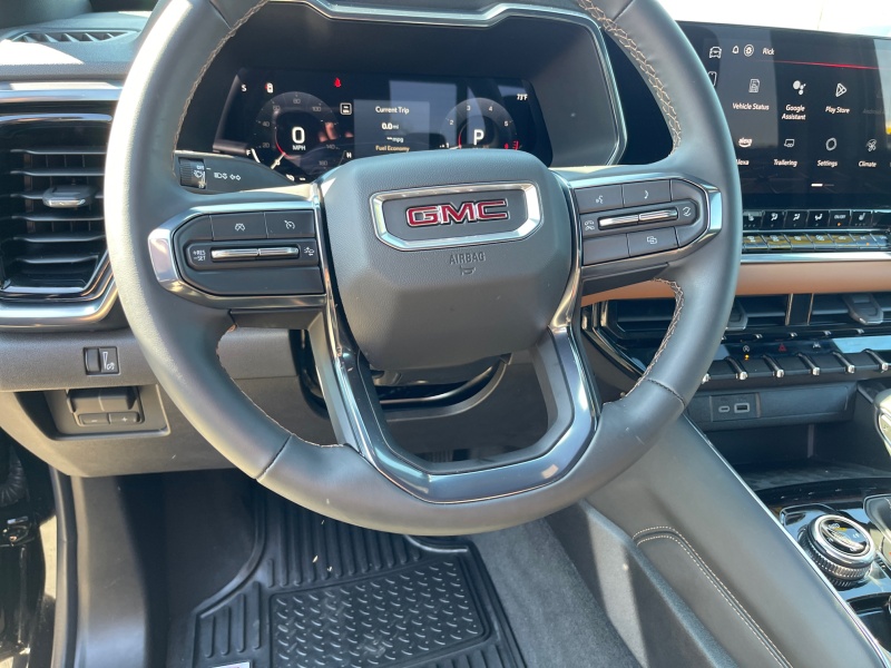 2024 GMC Canyon