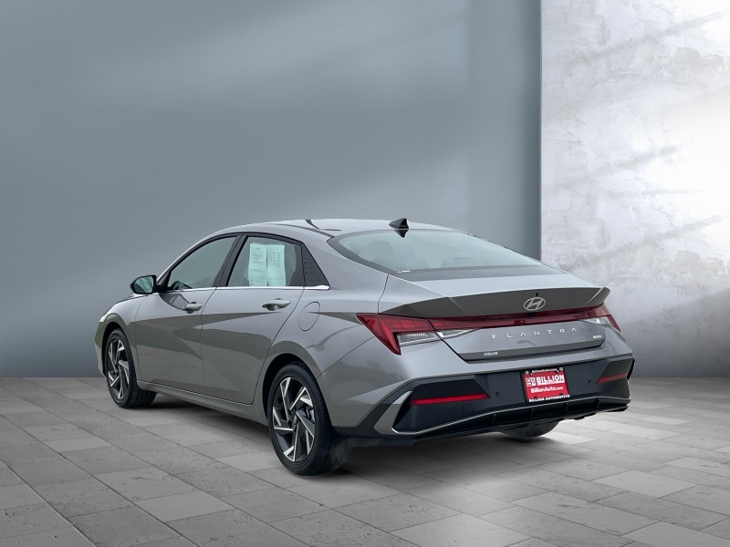 2024 Hyundai Elantra Hybrid