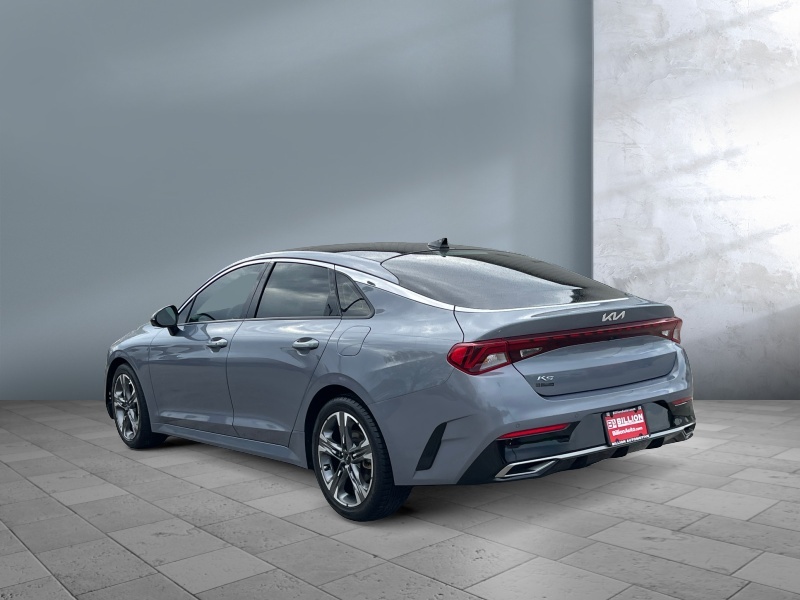 2022 Kia K5