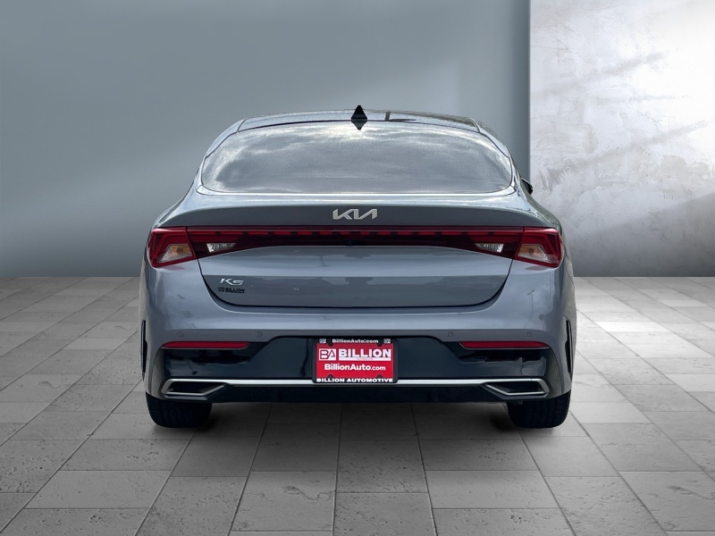 2022 Kia K5