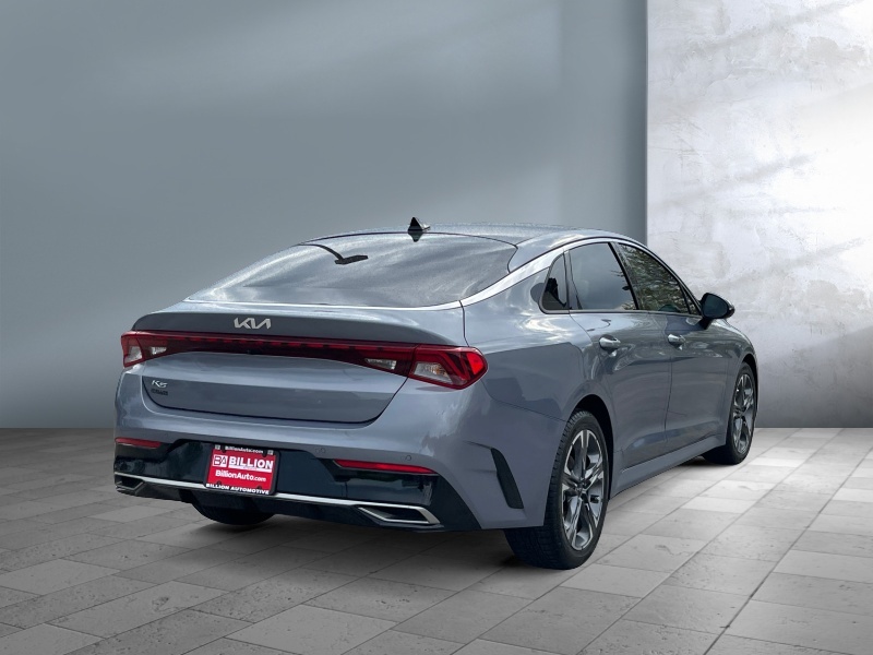 2022 Kia K5