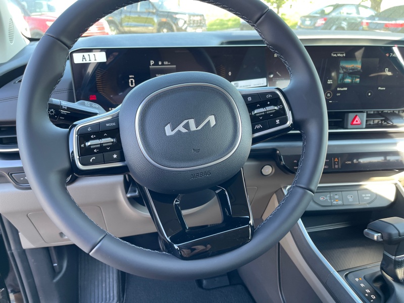 2025 Kia Carnival