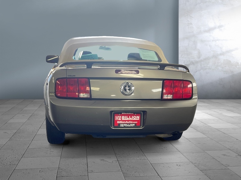 2005 Ford Mustang