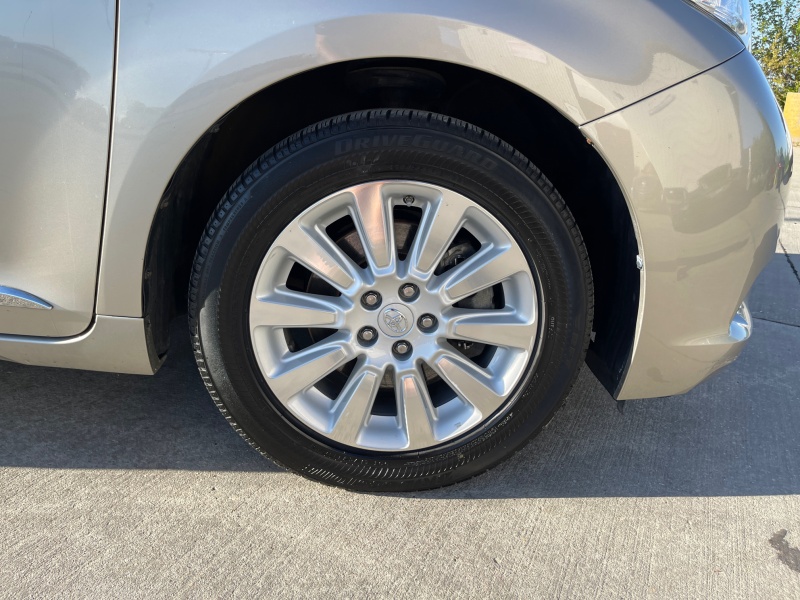 2015 Toyota Sienna