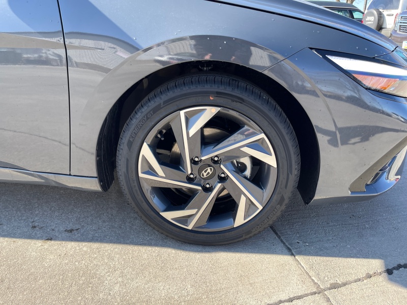 2025 Hyundai Elantra