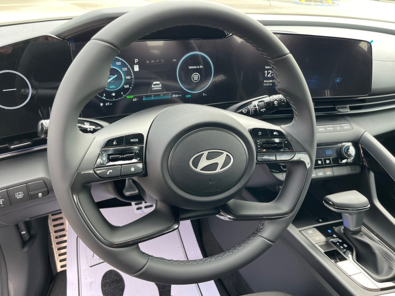 2025 Hyundai Elantra Hybrid
