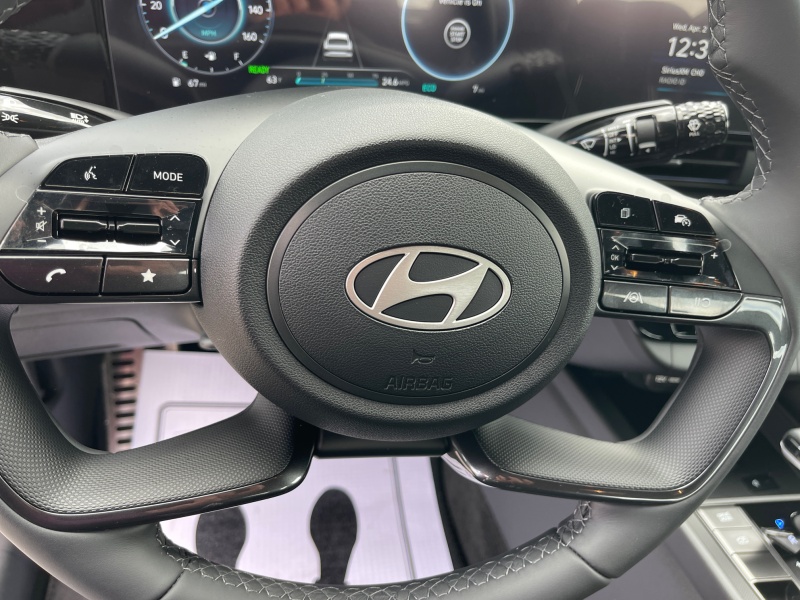 2025 Hyundai Elantra Hybrid