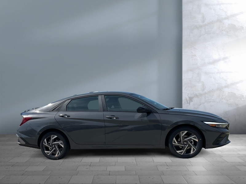 2025 Hyundai Elantra