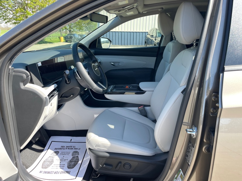 2025 Hyundai Tucson Hybrid