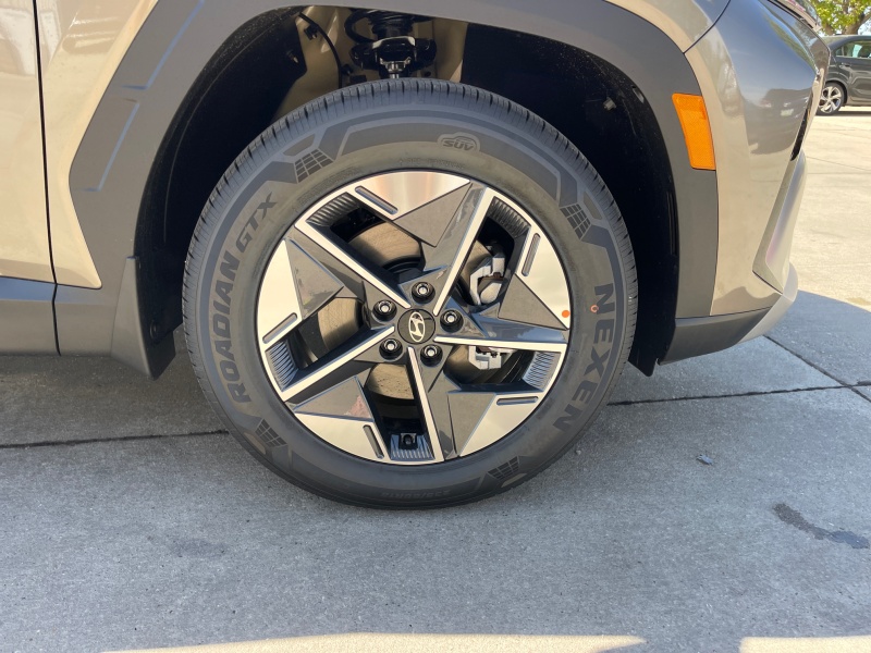 2025 Hyundai Tucson Hybrid