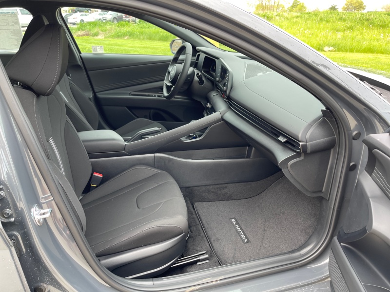2025 Hyundai Elantra