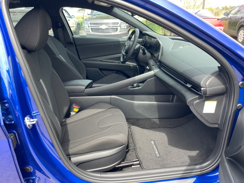 2025 Hyundai Elantra Hybrid