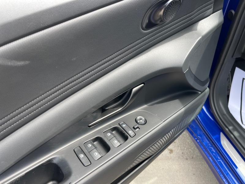 2025 Hyundai Elantra Hybrid