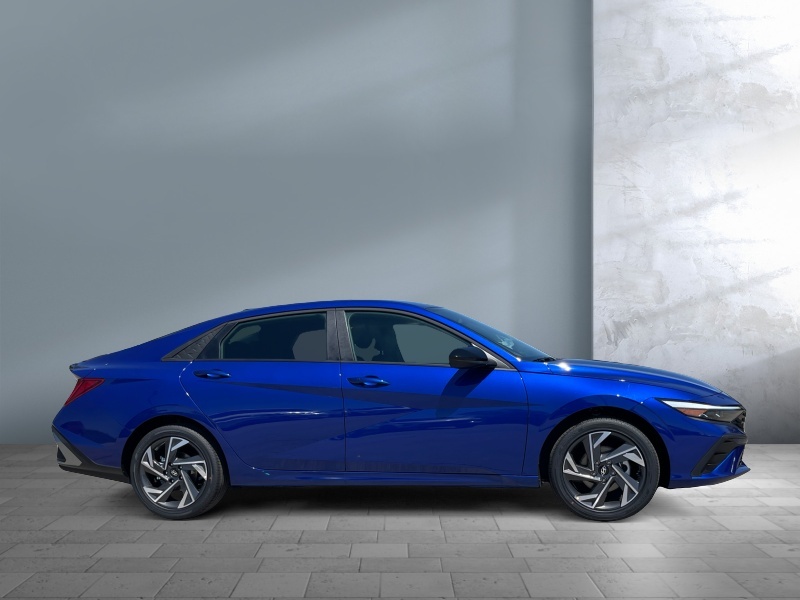 2025 Hyundai Elantra Hybrid