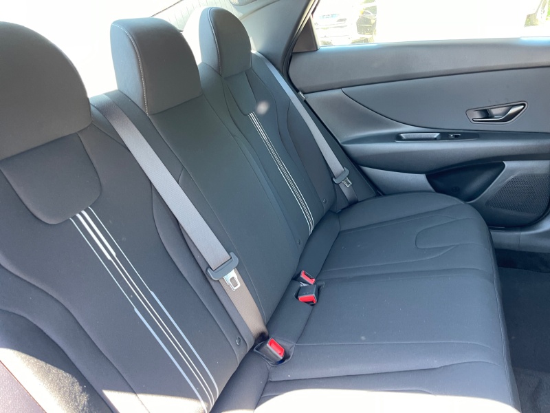 2025 Hyundai Elantra Hybrid