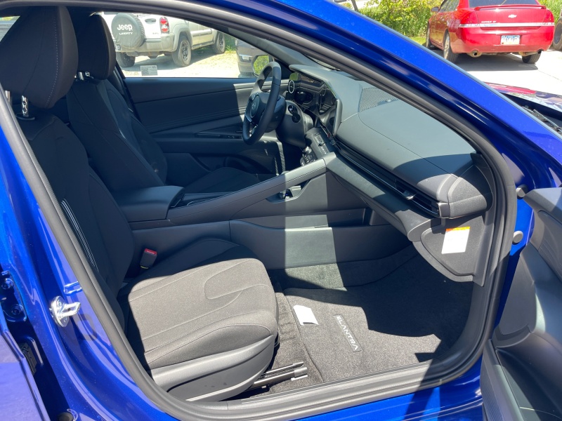 2025 Hyundai Elantra Hybrid