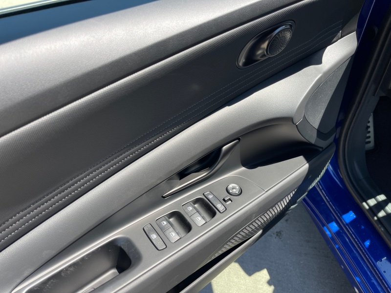 2025 Hyundai Elantra Hybrid
