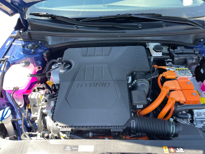 2025 Hyundai Elantra Hybrid