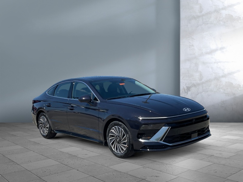 2025 Hyundai Sonata Hybrid