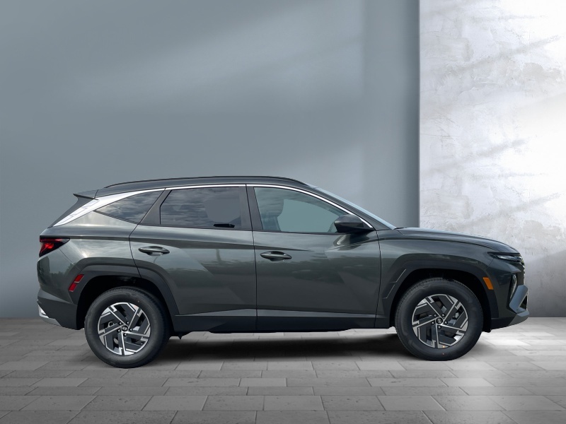 2025 Hyundai Tucson Hybrid