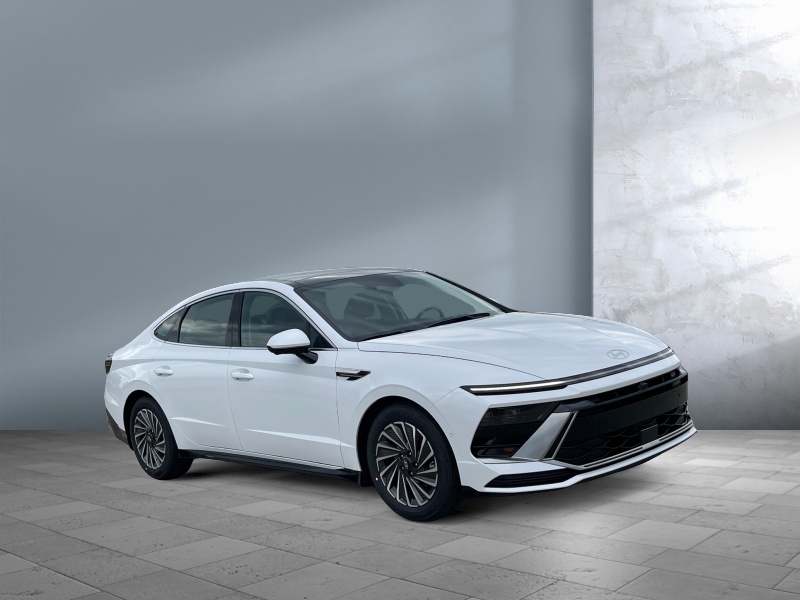 2025 Hyundai Sonata Hybrid
