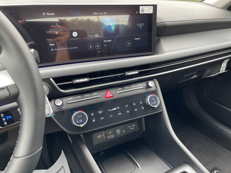 2025 Hyundai Sonata Hybrid
