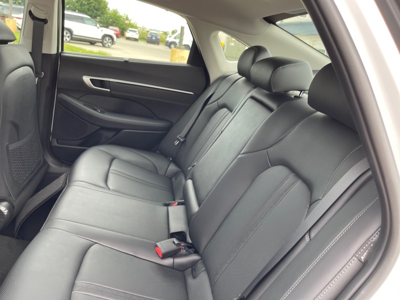 2025 Hyundai Sonata Hybrid