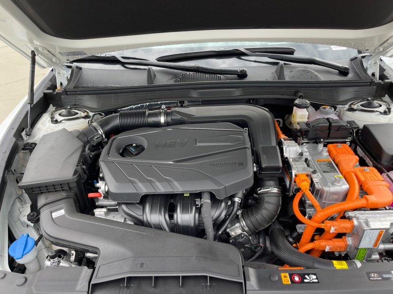 2025 Hyundai Sonata Hybrid