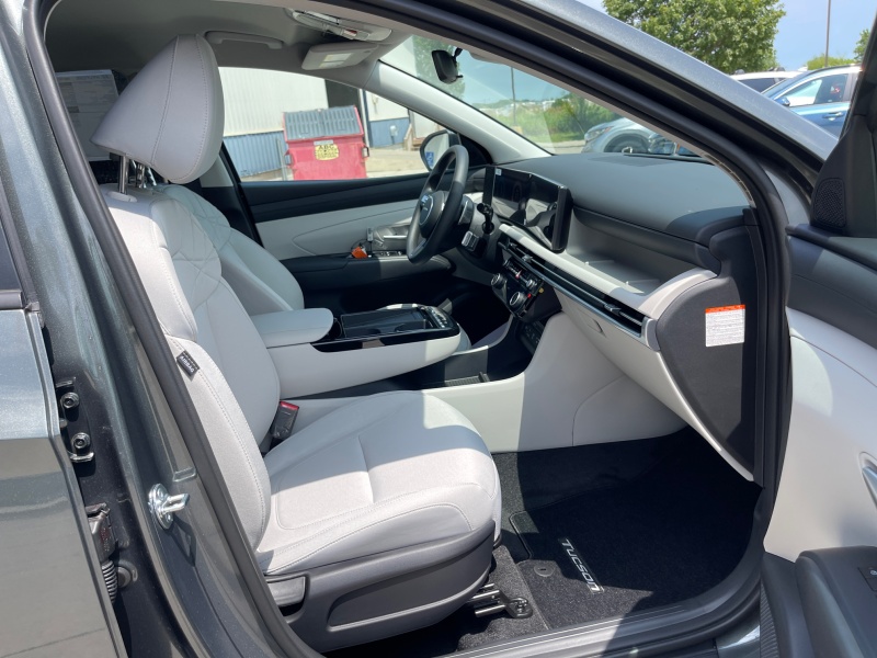 2025 Hyundai Tucson Hybrid