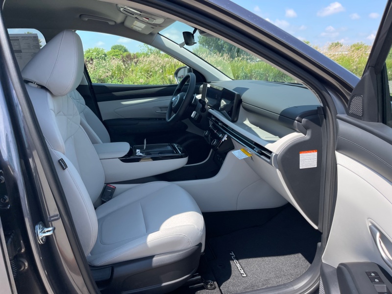 2025 Hyundai Tucson Hybrid