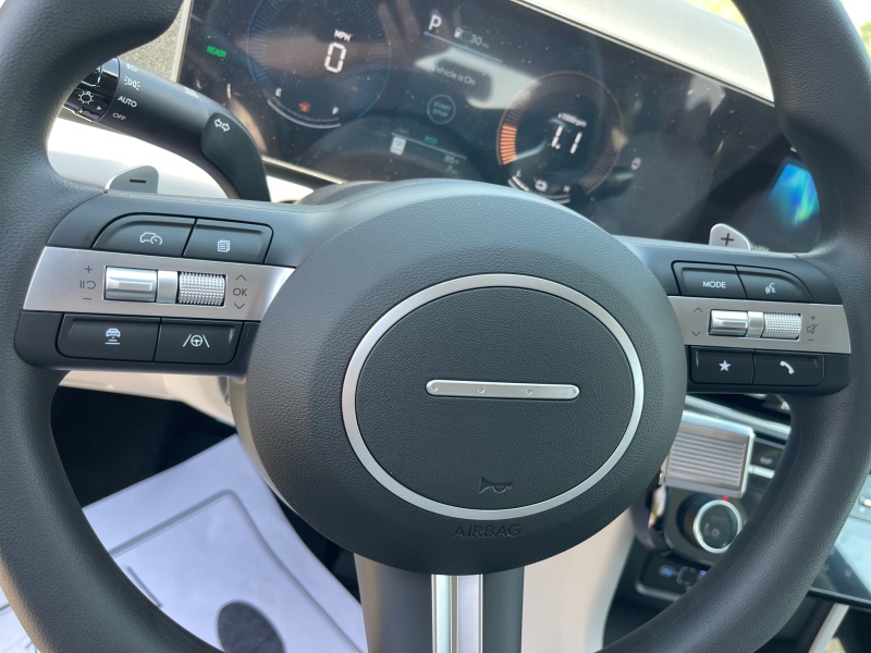 2025 Hyundai Tucson Hybrid