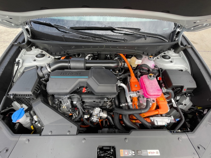2025 Hyundai Tucson Hybrid