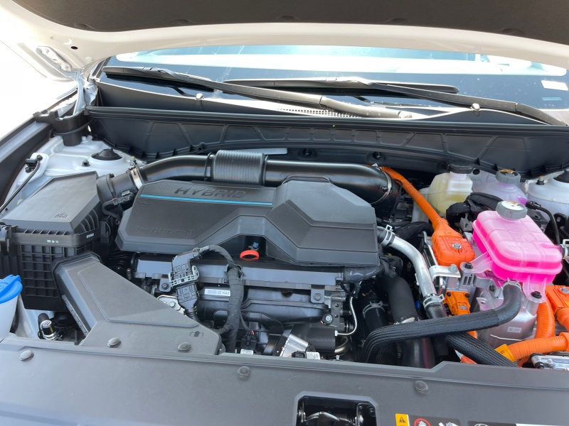 2025 Hyundai Tucson Hybrid