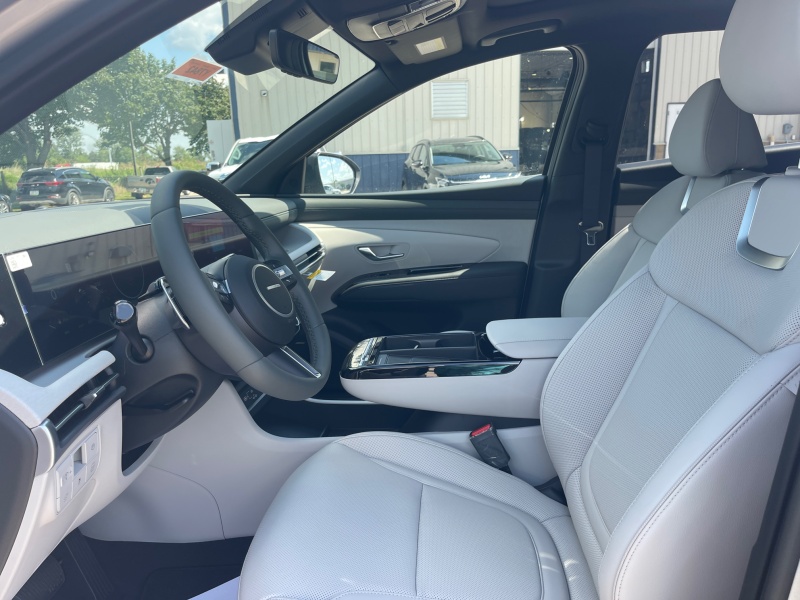 2025 Hyundai Tucson Hybrid
