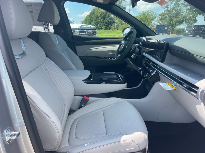 2025 Hyundai Tucson Hybrid