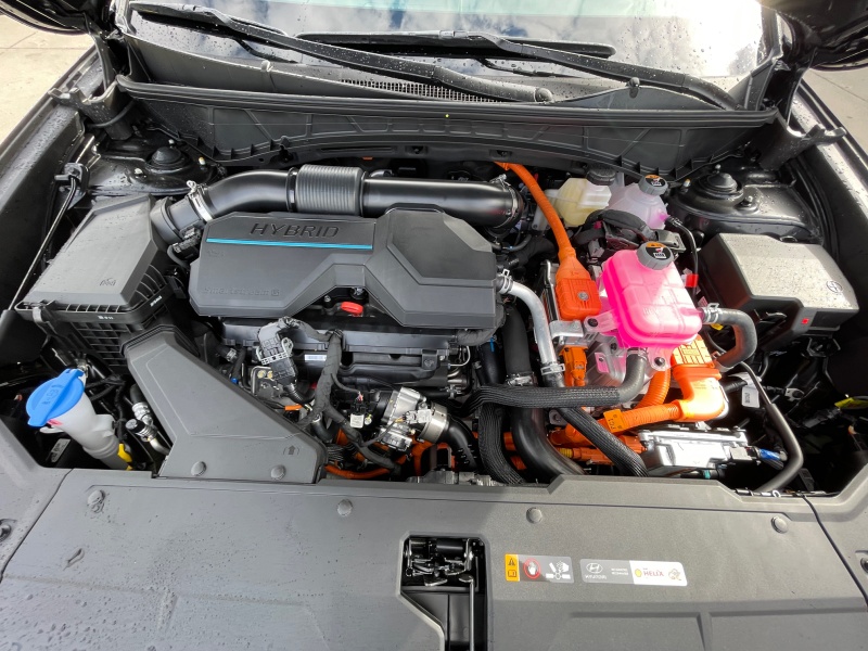 2025 Hyundai Tucson Hybrid