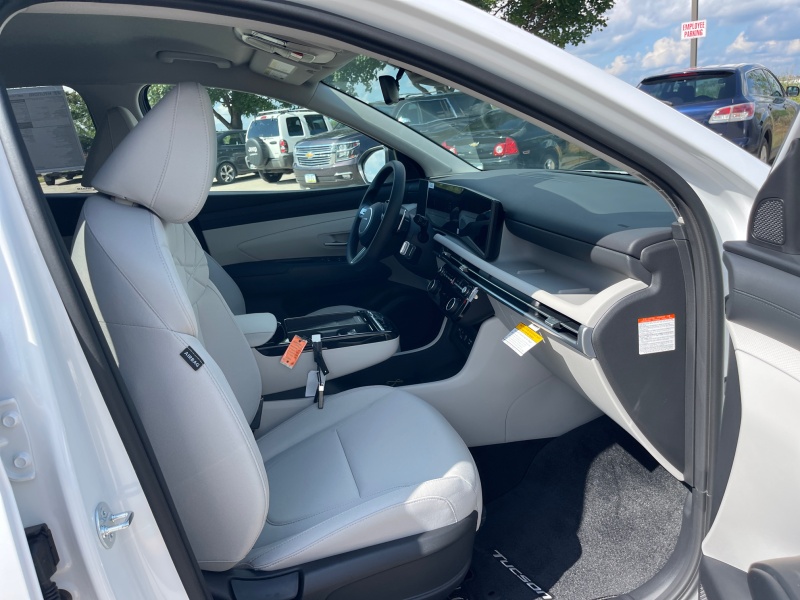 2025 Hyundai Tucson Hybrid
