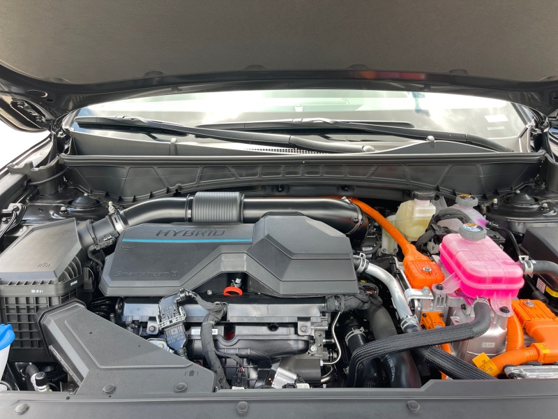 2025 Hyundai Tucson Hybrid